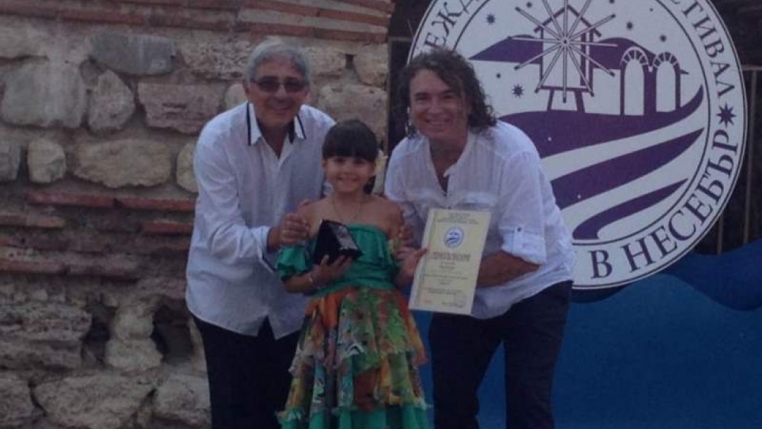 Солистка на „Слънце“ с първо място на международен фестивал