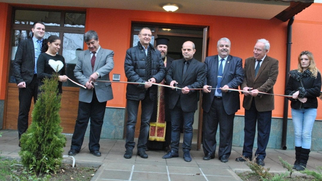 Трите центъра за настаняване от семеен тип бяха официално открити днес в Русе