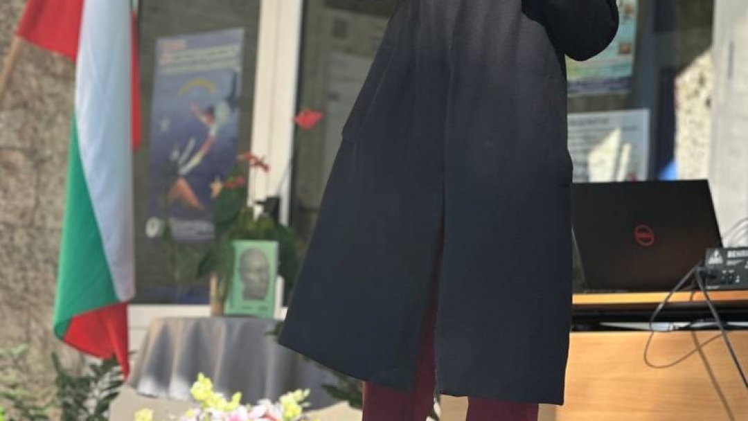 120 г. от рождението на Апостол Арнаудов отбелязаха в ПГ по електротехника и електроника