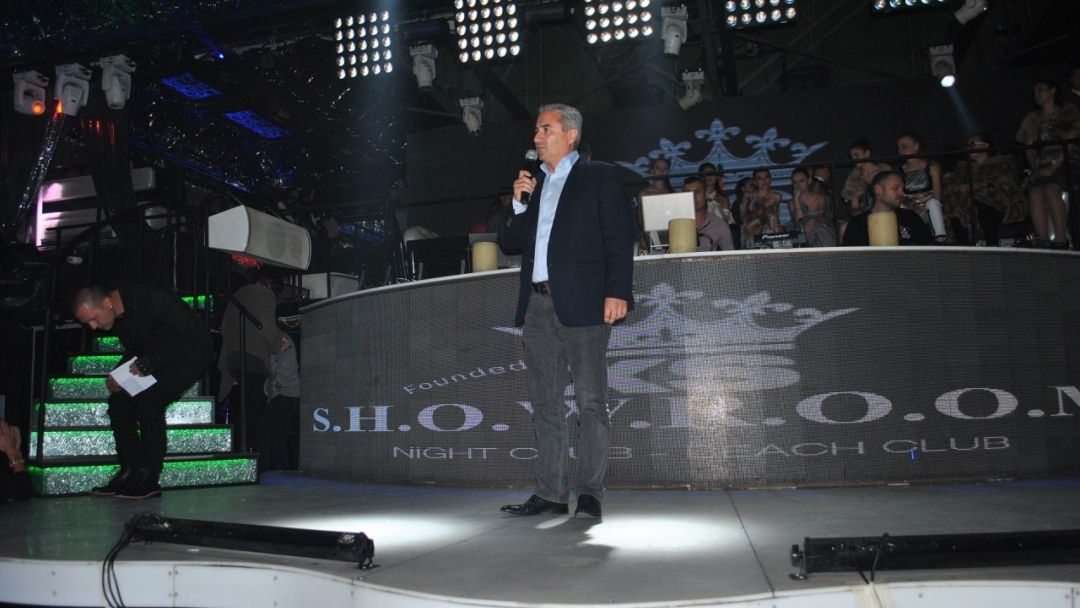 Димитър Наков поздрави участниците в Седмица на модата в Русе