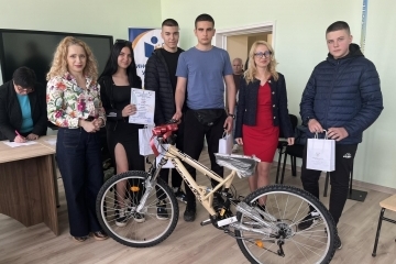 Наградиха победителите в общинския кръг от Националното състезание по безопасност на движението