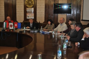 Консултанти от Швейцарския кръст се срещнаха с председателя на Общински Съвет