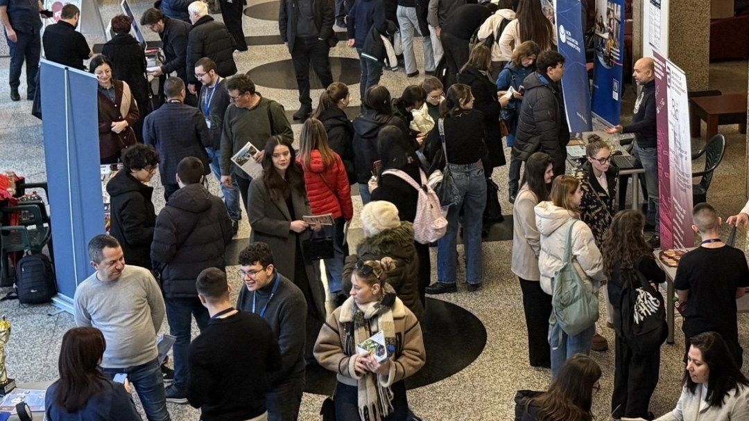 Русе отново стана сцена на едно от най-значимите кариерни събития за младежи