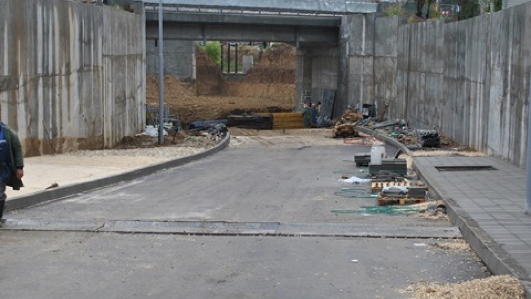 Инж. Димитър Наков инспектира пробива и кръговото кръстовище