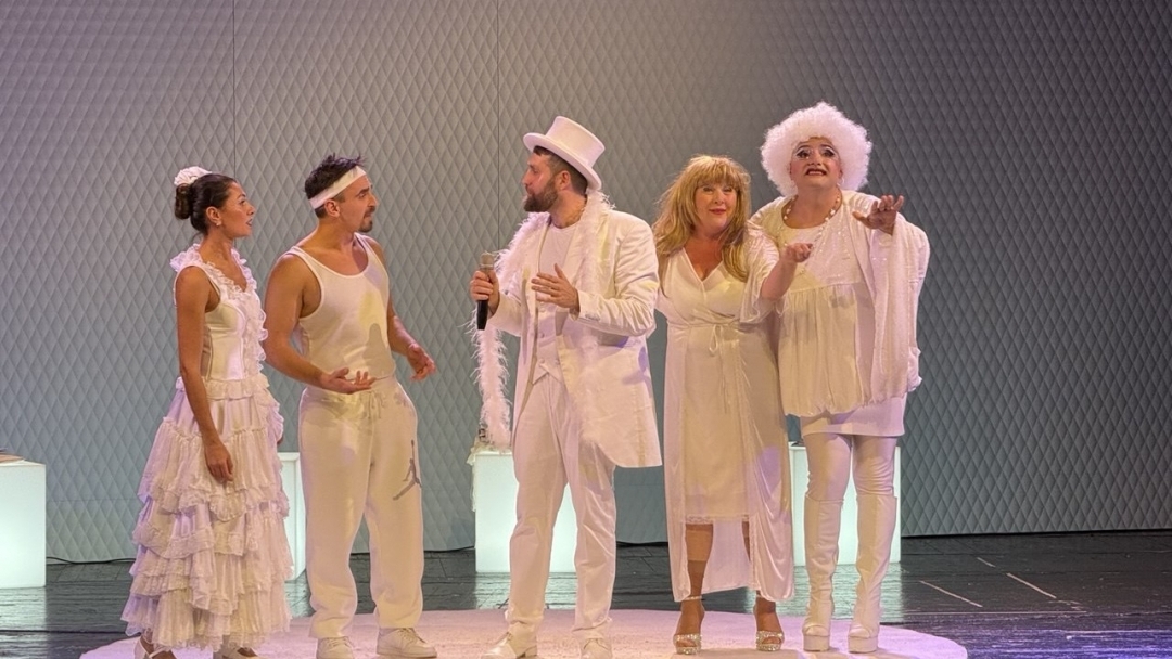 Заместник-кметът Енчо Енчев откри Международния театрален фестивал „Есенни театрални срещи“