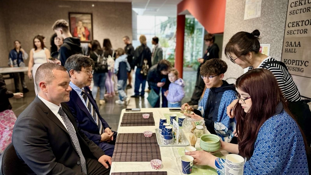 Кметът на Русе Пенчо Милков се срещна с посланика на Япония Чикахиса Суми