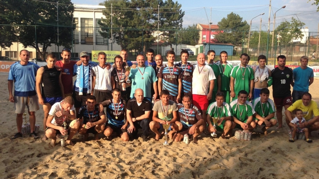 Завърши първият аматьорски турнир по плажен футбол за купата на кмета на Oбщина Русе