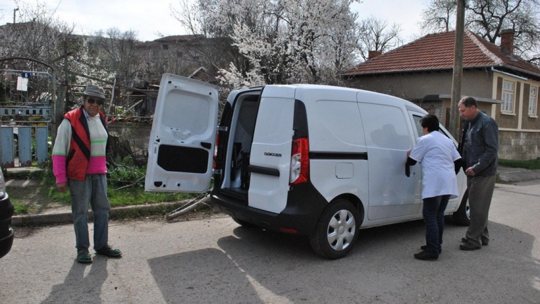 Над 550 жители на Община Русе получават топла храна всеки ден от Домашния социален патронаж