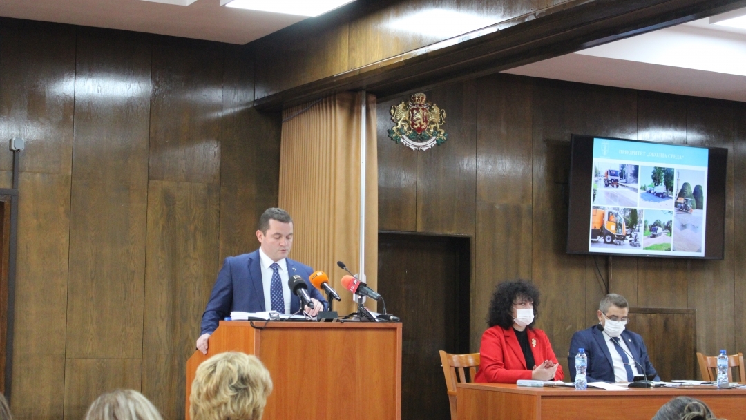Кметът на Русе Пенчо Милков представи отчет за втората година от управлението си