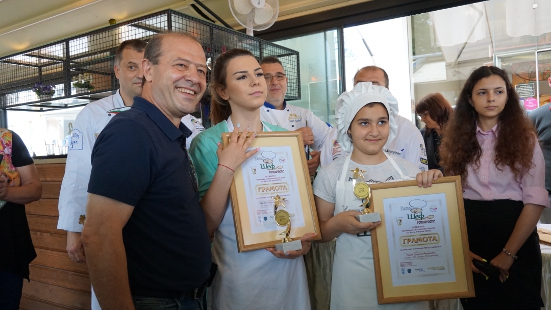 Кулинарното състезание „Като шеф готвачите“ излъчи своите победители