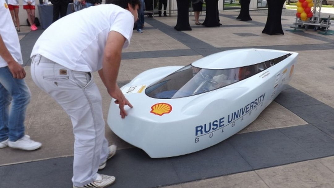 Модерен електромобил представя Русе в Shell Eco-marathon Europe 2014