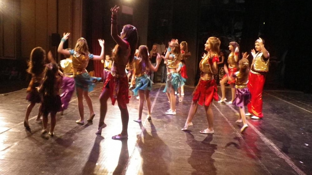 500 танцьори събра в Русе Международният танцов фестивал «Танцуваща река»