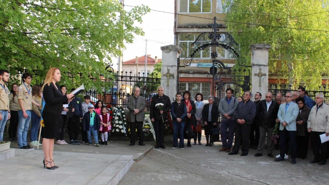Зам.-кметът инж. Димитър Наков присъства на църковната служба в памет на жертвите от Геноцида над Арменския народ