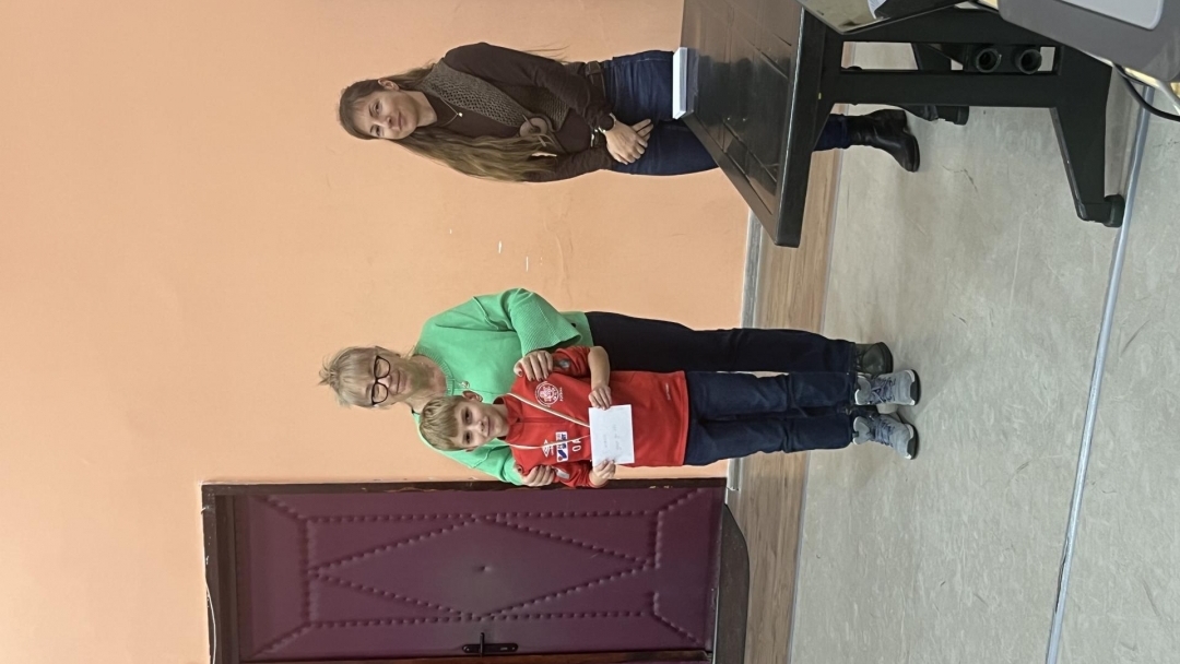 Шахматен турнир събра три поколения играчи в Общинския младежки дом в Русе