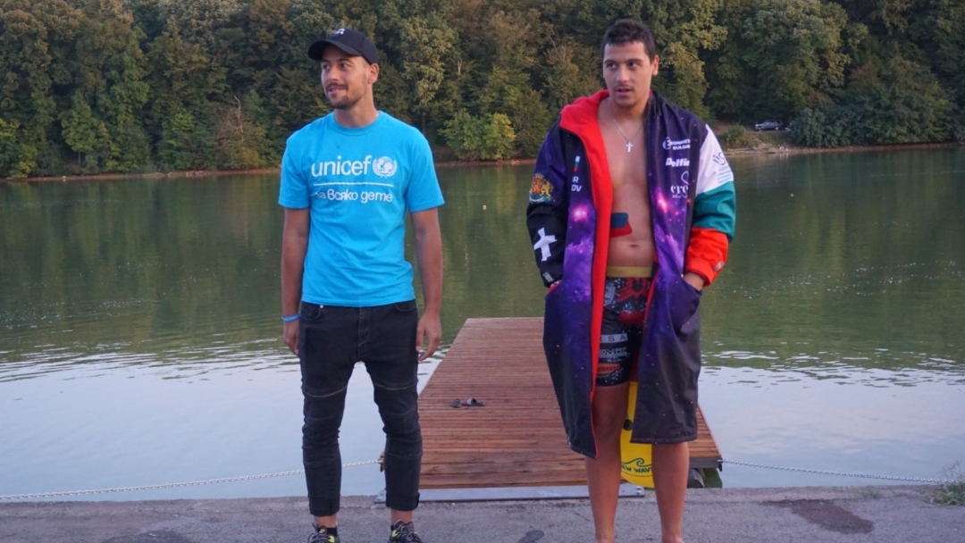 Теодор Цветков преплува 280 км, а брат му Валентин избяга 280 км с благотворителна цел