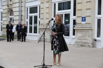 Министър Николина Ангелкова откри Туристическо изложение "Уикенд туризъм" Русе