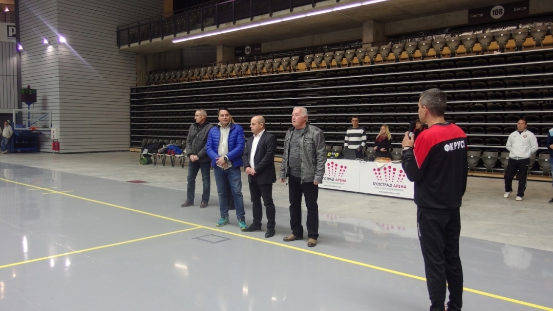 Кметът Пламен Стоилов откри 5-тото първенство по Футзал в Булстрад Арена