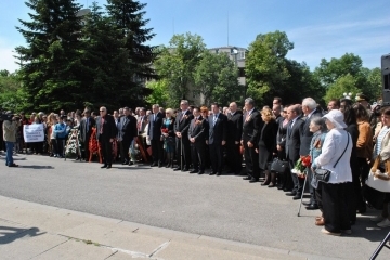 Кметът Пламен Стоилов присъства на церемонията за Деня на победата 