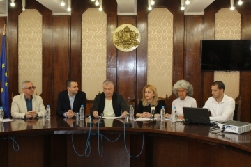 Проведе се встъпителна пресконференция по проект „Инвестиране в пътната безопасност и подобряване на свързаността на Община Русе и Окръг Гюргево с транспортна мрежа TEN-T“