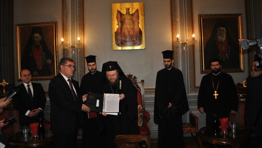 Храмът ''Всях Светих'' вече е собственост на Русенска митрополия