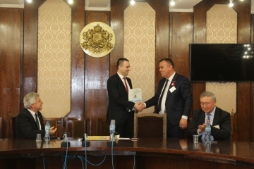 Зам.-кметът д-р Страхил Карапчански се срещна с гости на Русе от пет държави по проект за нови технологии