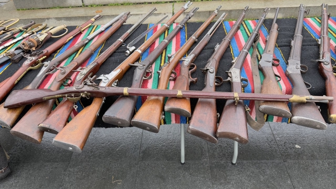 Изложба с редки оръжия на дружество „Традиция" разказва за славната военна история на България