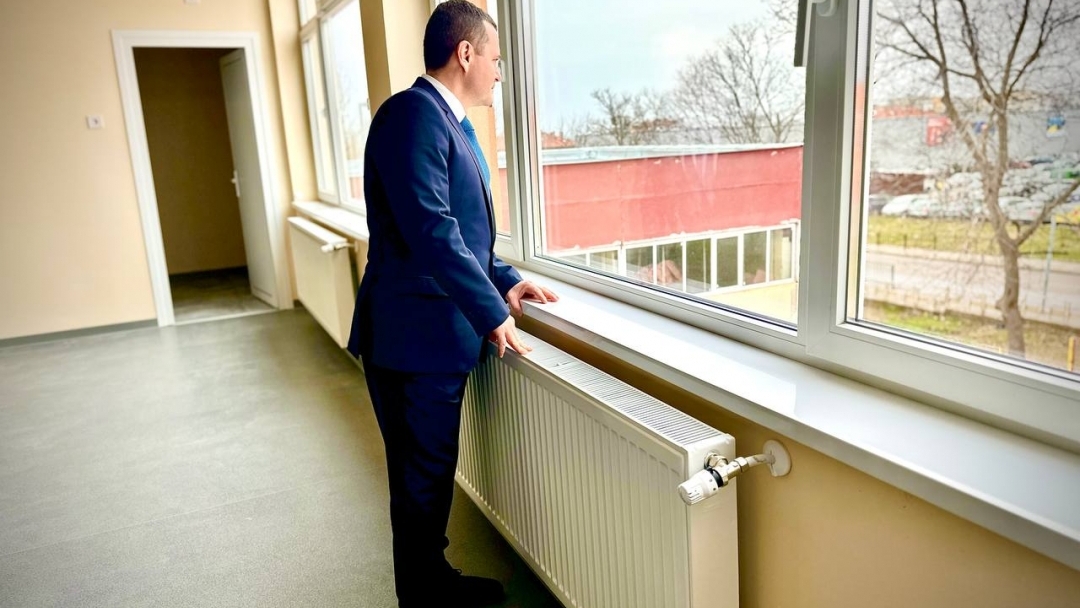 Кметът Пенчо Милков откри новия учебен корпус на СУ „Васил Левски“