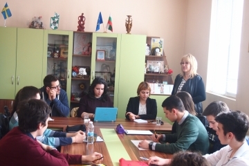 Клуб „Дебати“ към ОМД с първа публична изява