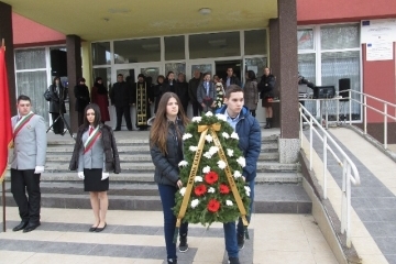 Зам.-кметът Иван Григоров почете паметта на Апостола на свободата