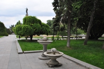 Работят градските чешмички в централната част на града