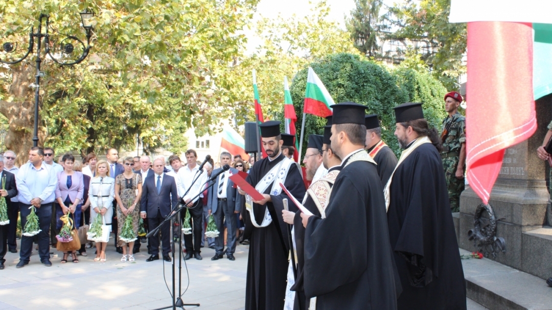 Стотици русенци отбелязаха Съединението на България
