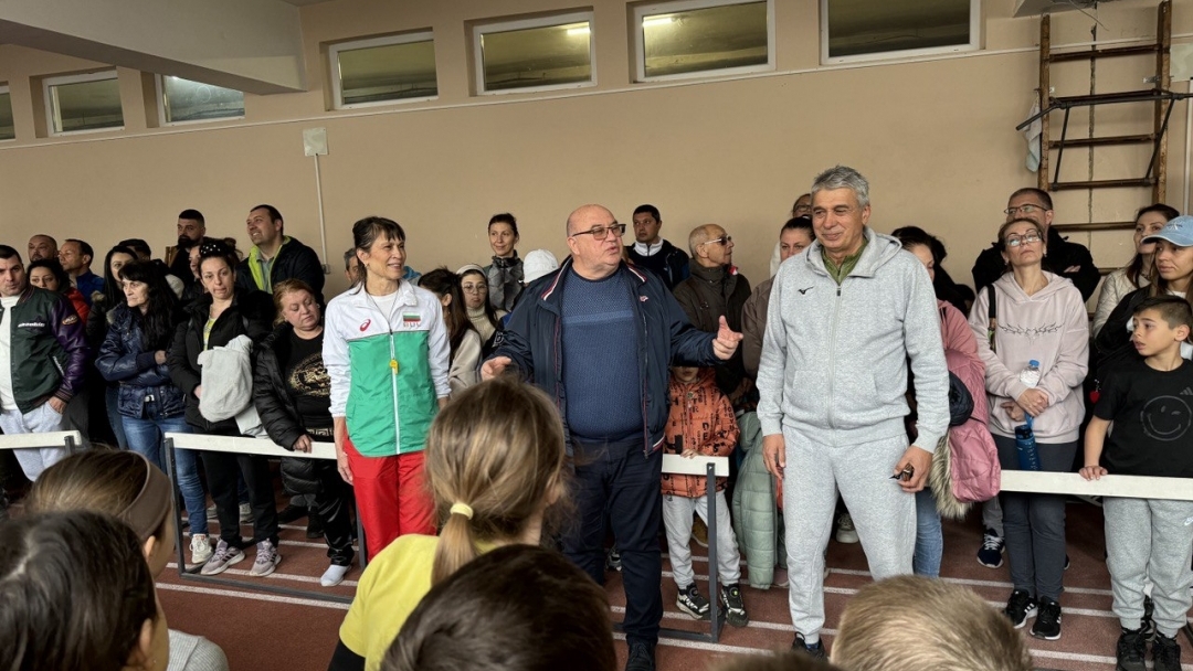 Традиционният турнир „Лъвски скок“ събра над 250 ученици в Русе