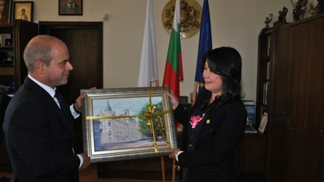 Делегация от Виетнамския град Кън Тхъ е на официално посещение в Русе