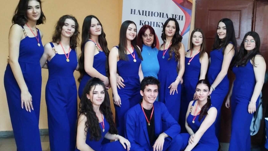 With 13 awards returned from a national competition the graduates of the Municipal Youth House