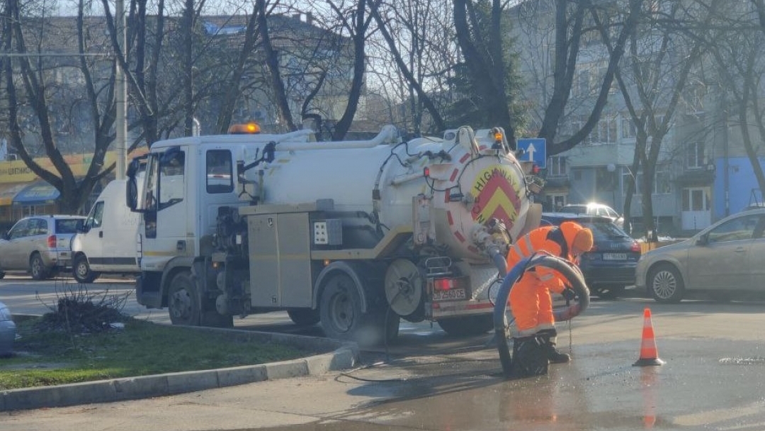 Община Русе с интензивен график за ремонти и почистване на градската среда