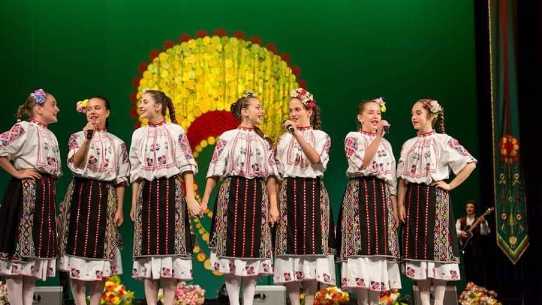 Певиците от фтт „Найден Киров“ се завърнаха с престижни награди от конкурса „Орфееви таланти“