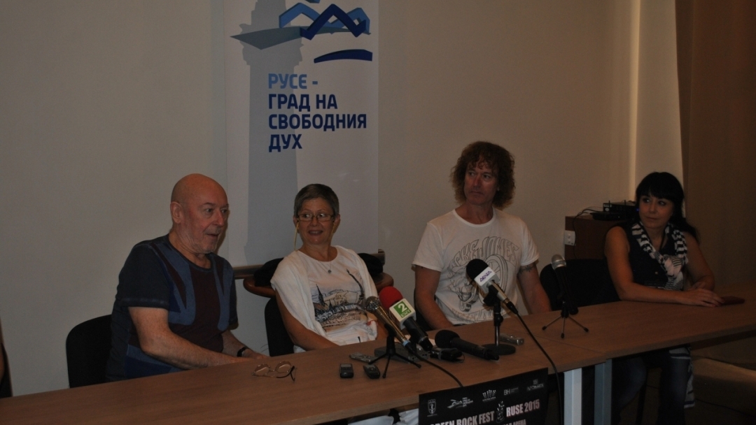  „Назарет“ обещаха енергия на сцената в Русе