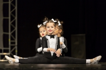 Проведе се дванадесетото издание на МФ "Танцуваща река"