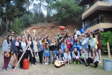 Младежи се завърнаха от проект в Гърция