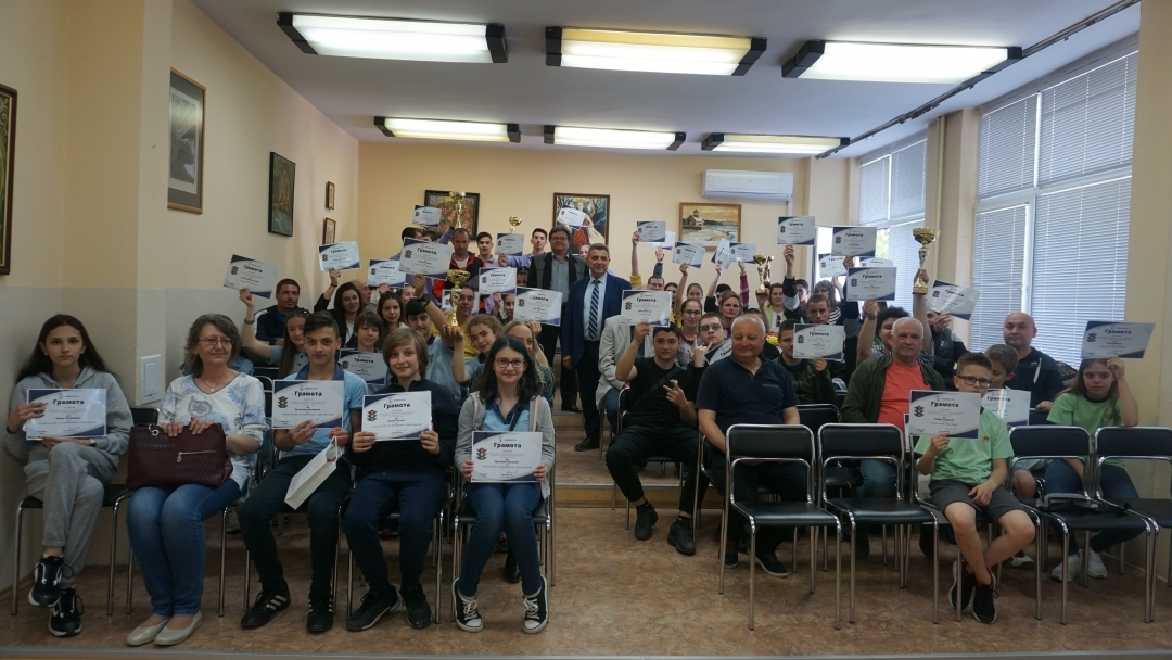 Община Русе награди победителите в Общинския кръг на Националното състезание по безопасност на движението