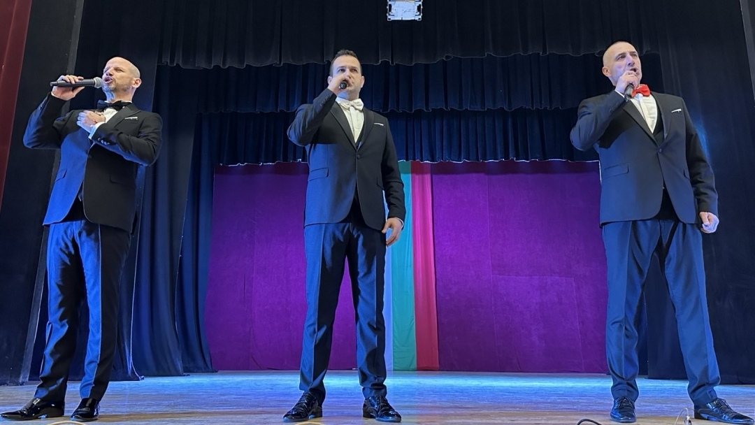 Заместник-кметът Енчо Енчев уважи празничния концерт за 3 март в Бяла