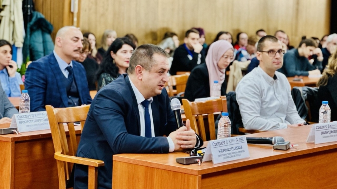 Институции и експерти се обединиха в Русе за по-сигурна онлайн среда за децата