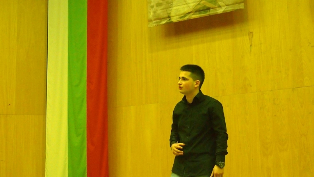 80 деца участваха в конкурса-рецитал „За да я има България” 