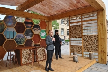 Зам.-кметът Наталия Кръстева откри изложба за седмицата на гората