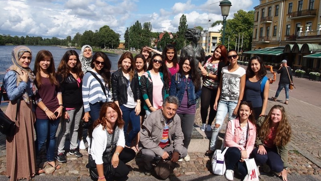 Русенски младежи изучаваха технологията за рециклиране на отпадъци в Швеция