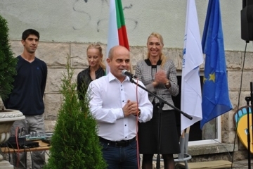 Кметът Пламен Стоилов откри спортна фитнес зала в с. Басарбово 