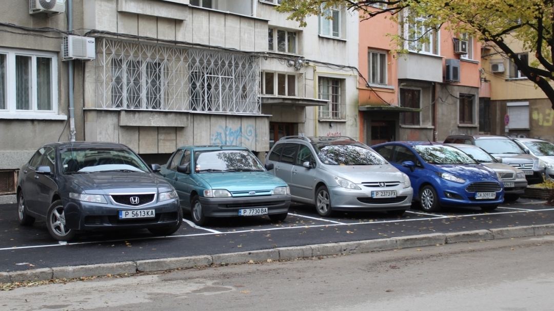 ОП "Комунални дейности" изгради нов паркинг и отремонтира улица "Хан Аспарух"