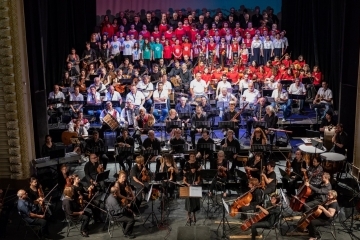 200 музиканти участваха в пърформанса "Европа - това сме ние" по повод Деня на Дунав и Европредседателството