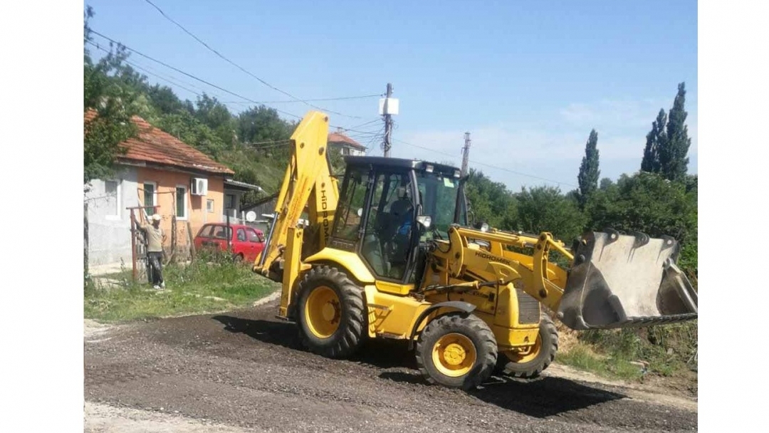 Ремонт на улици и отводнителни канали в квартал „Средна кула“