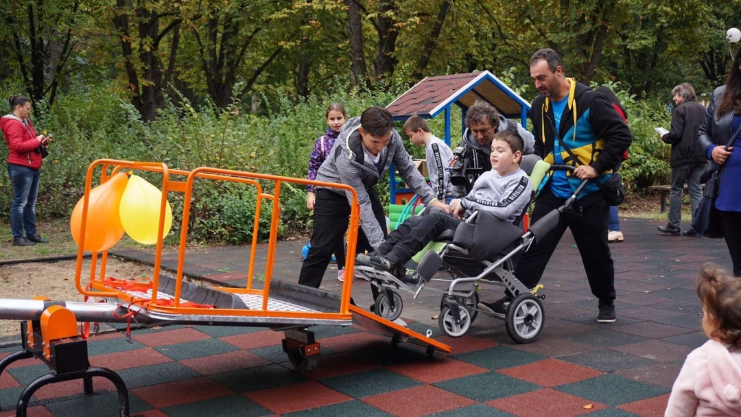 Първата люлка за деца с увреждания в  Русе е вече факт 